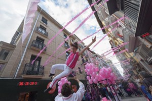 La calle se viste de rosado Navarra