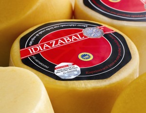 Presentación en Navarra del primer Queso Idiazabal de la temporada 2015