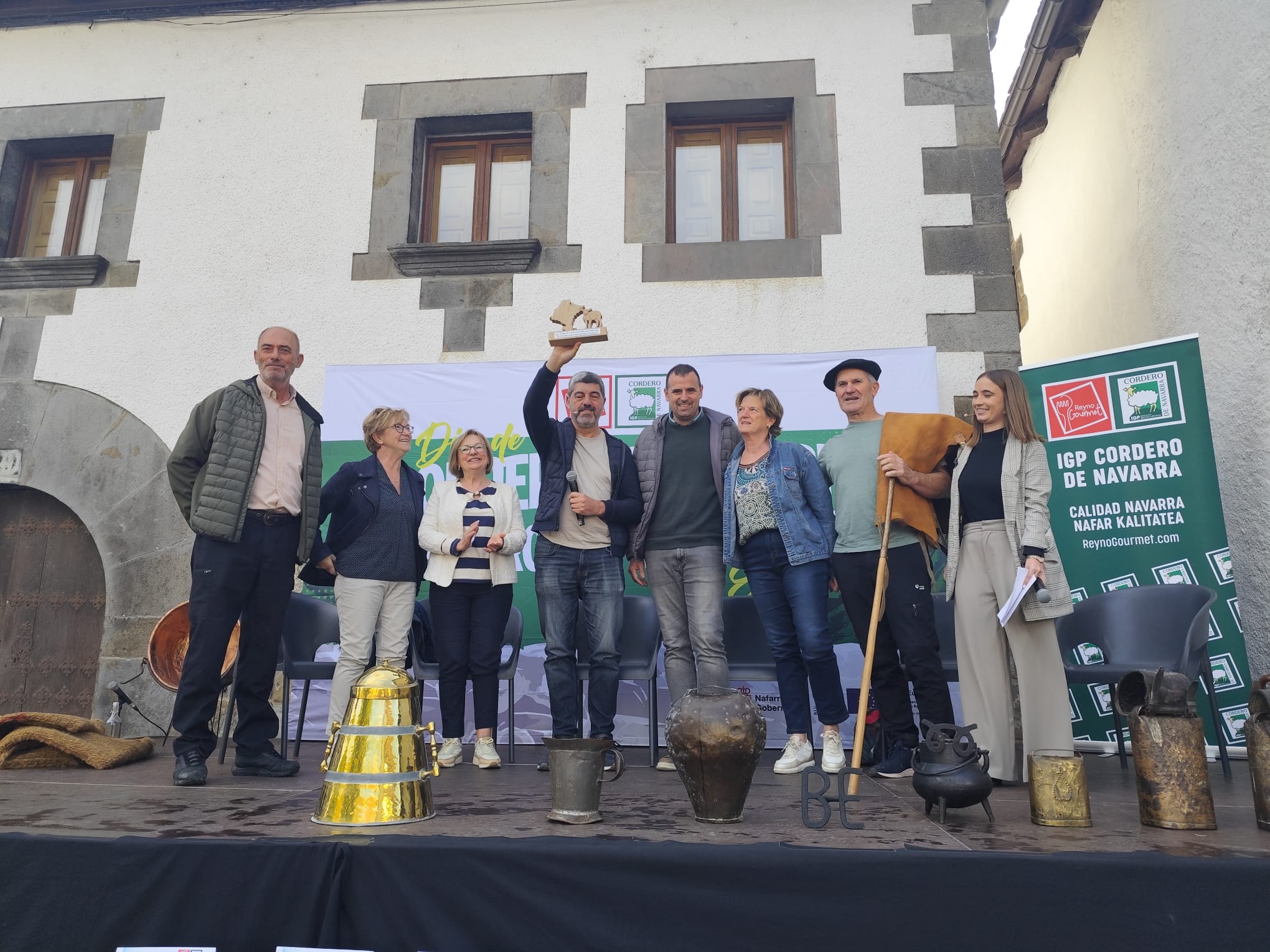 El II Día de Cordero de Navarra / Nafarroako Arkumearen Eguna homenajea a los hijos e hijas de los pastores trashumantes